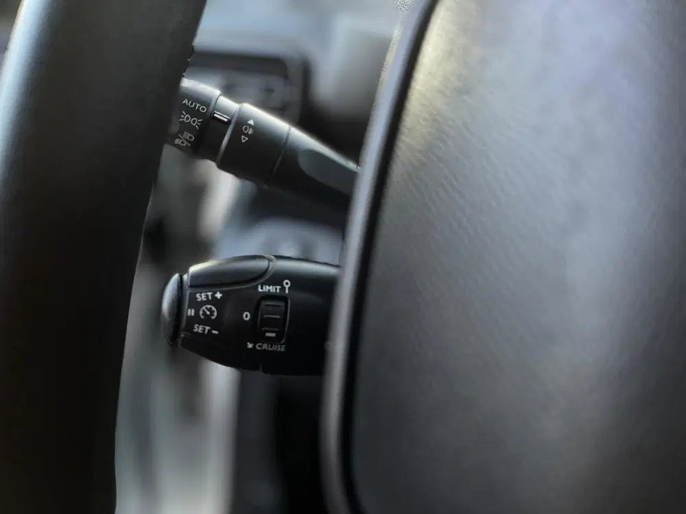 Peugeot Partner 1.2 PureTech Pro uit 2019, foto 14