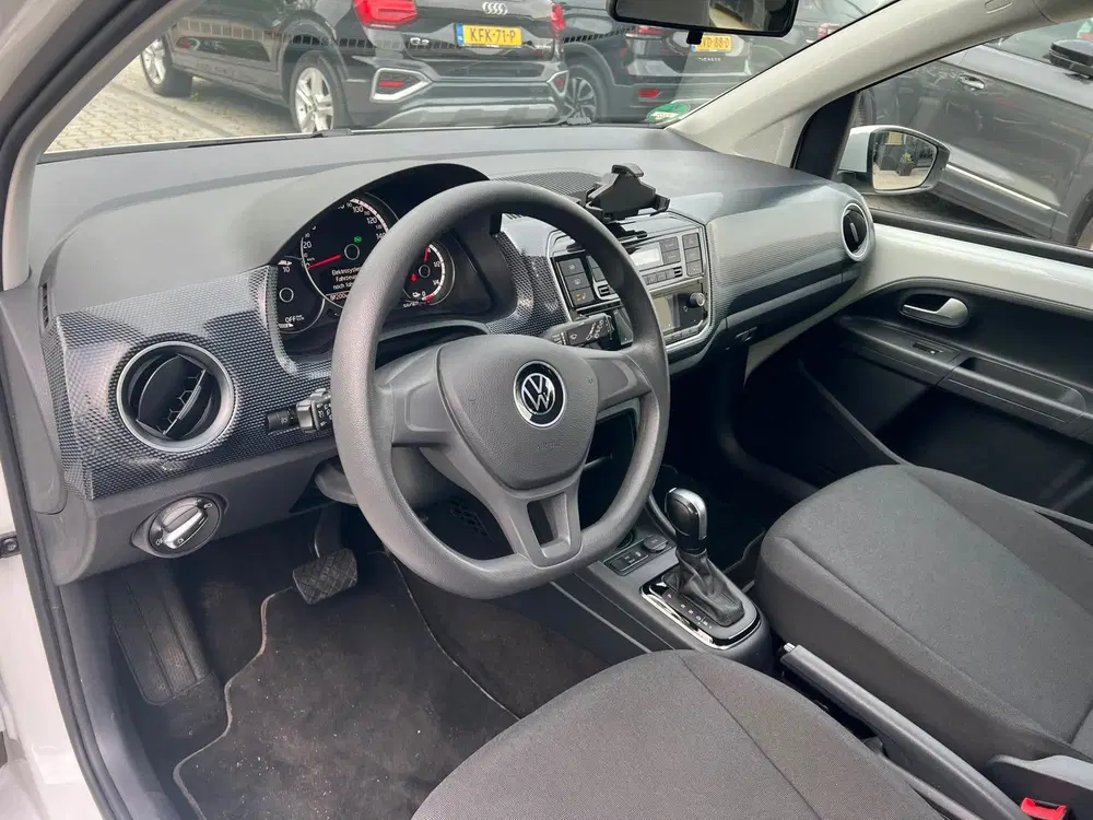 Volkswagen up! e-up SOH 90% camera uit 2021, foto 2