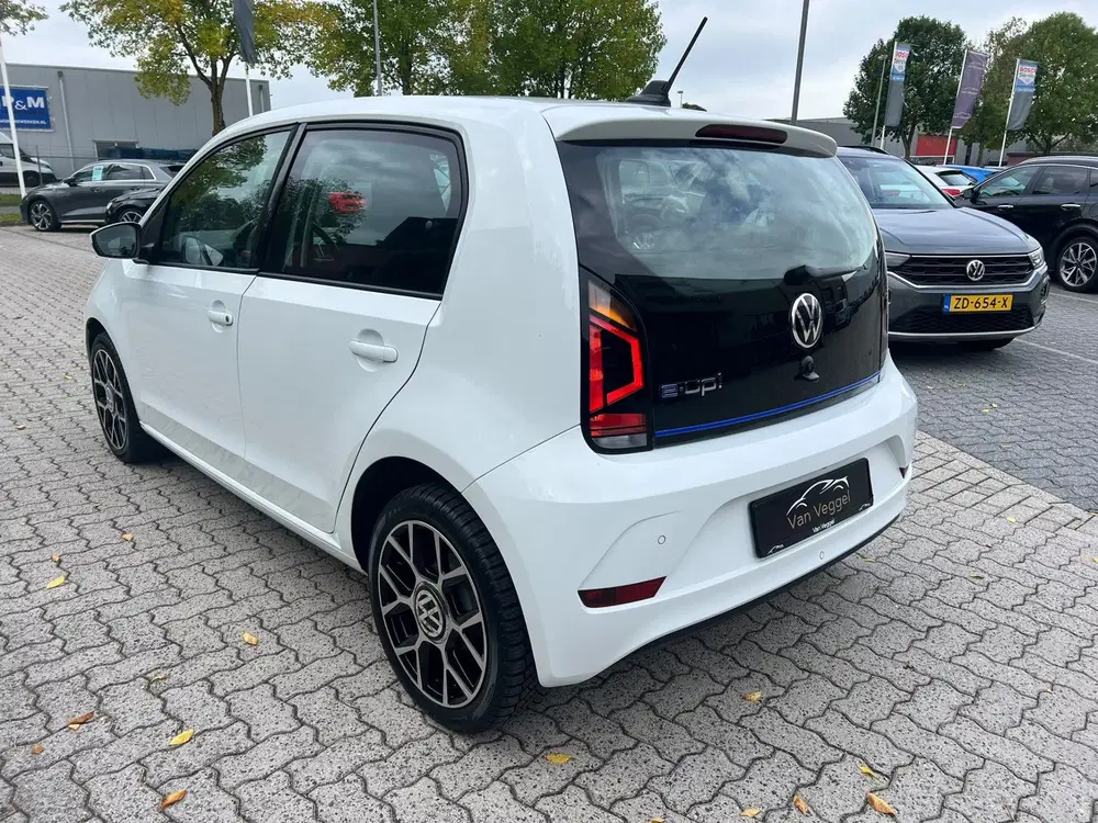 Volkswagen up! e-up SOH 90% camera uit 2021, foto 9