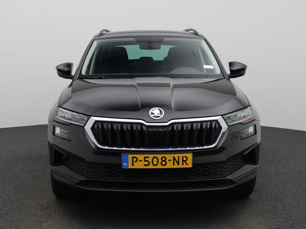 Skoda Karoq 1.0 TSI Business Edition uit 2022, foto 3
