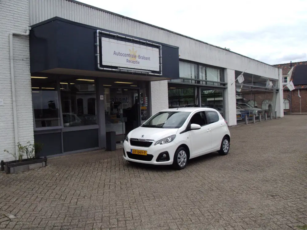 Peugeot 108 1.0 e-VTi Active TOP uit 2019, foto 3