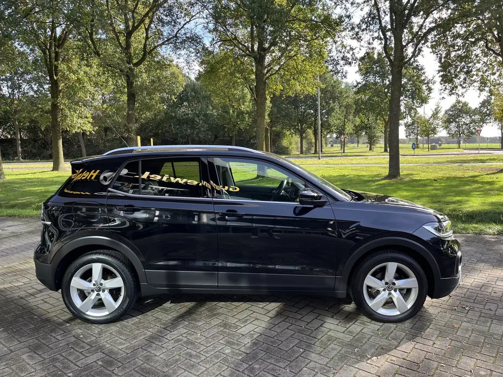 Volkswagen T-Cross 1.5 TSI Style uit 2022, foto 2