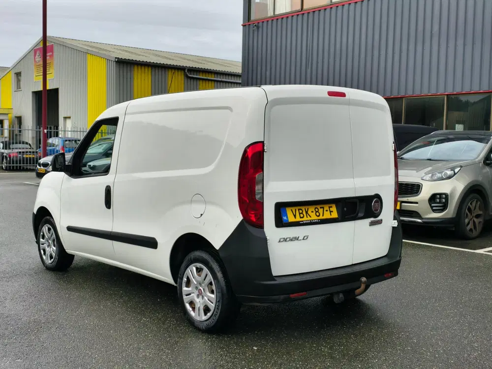 Fiat Doblo Doblò Cargo 1.3 MJ L1H1 Actual-NAP-AIRCO uit 2019, foto 3