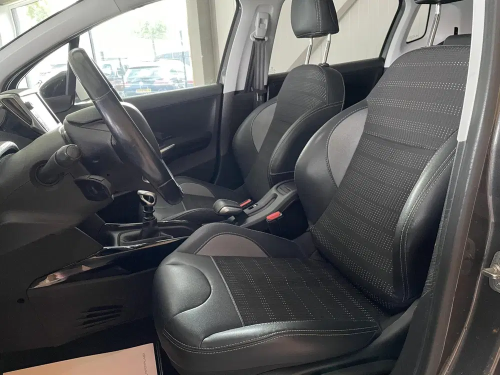 Peugeot 2008 1.2 PureTech Allure 2019 pano clima cruise uit 2019, foto 11