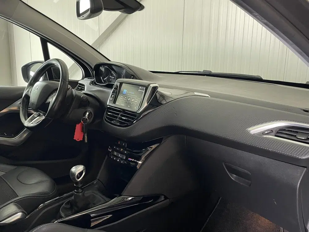 Peugeot 2008 1.2 PureTech Allure 2019 pano clima cruise uit 2019, foto 13