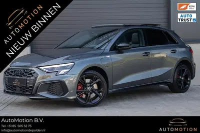 Audi A3 45 TFSIe S edition Competition HUD PANO CA uit 2022