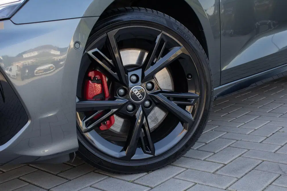Audi A3 45 TFSIe S edition Competition HUD PANO CA uit 2022, foto 7
