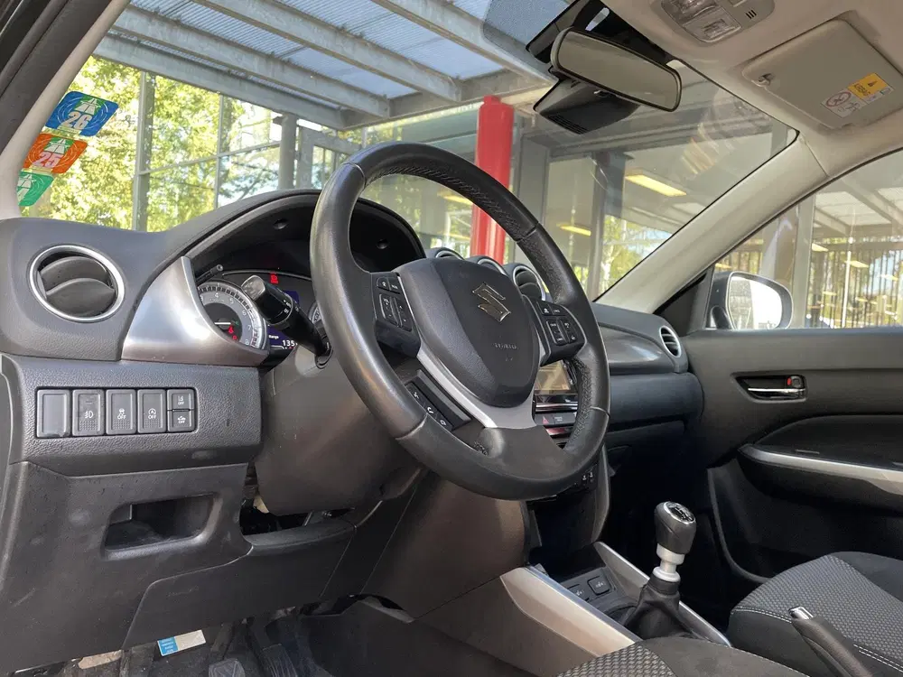 Suzuki Vitara 1.4 Boosterjet Select Smart Hybrid uit 2020, foto 15