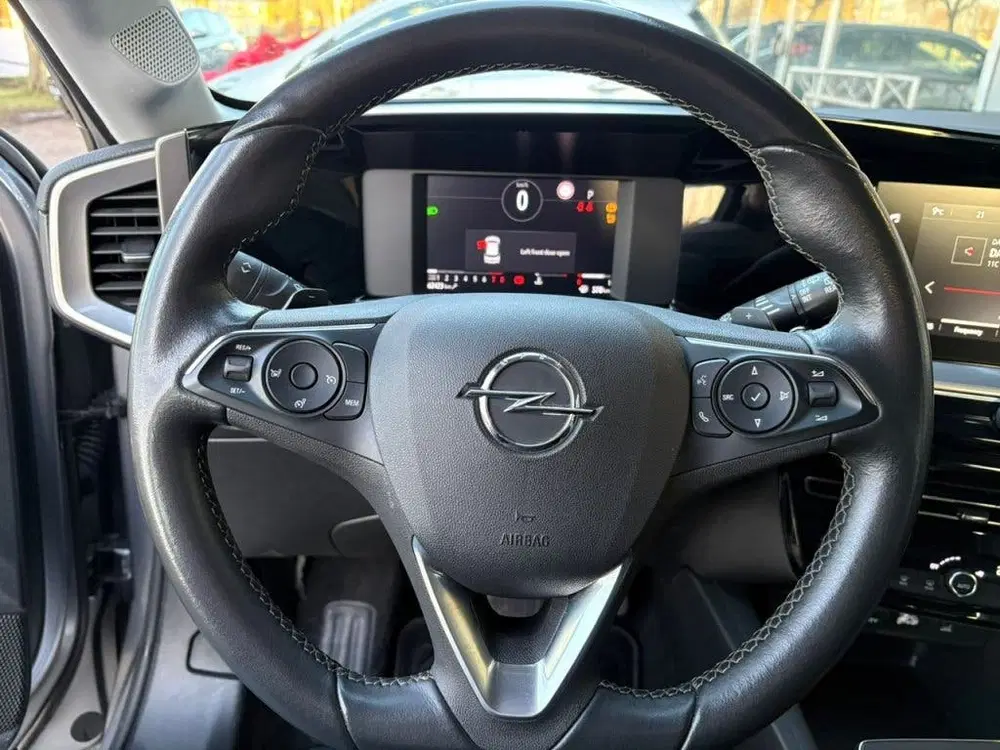 Opel Mokka 1.2 Turbo Elegance als nieuw complete uitv uit 2023, foto 2