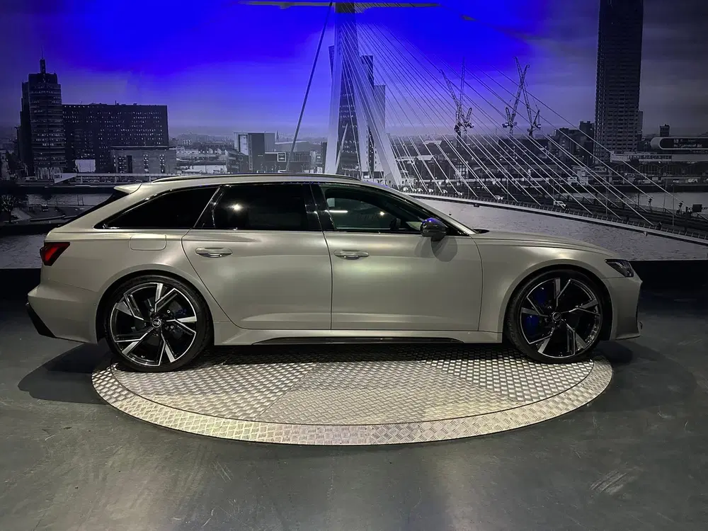 Audi RS6 TFSI quattro *Keramisch*HUD*B&O*Dynamic Pl uit 2023, foto 14