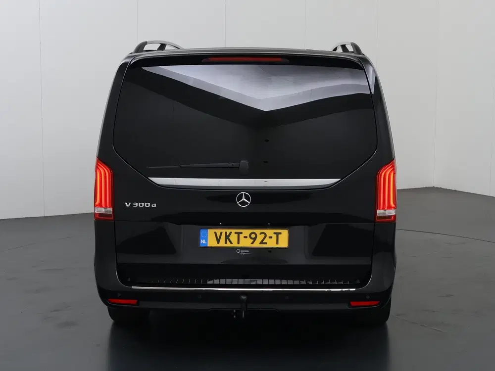 Mercedes-Benz V-Klasse 300d L2 LANG uit 2021, foto 4