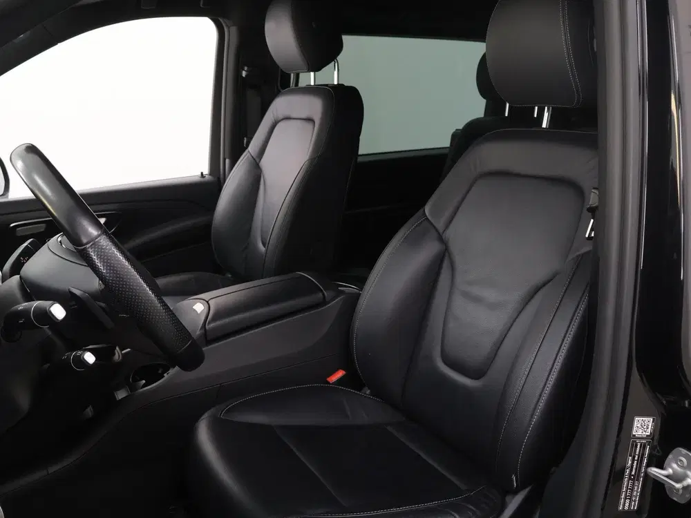 Mercedes-Benz V-Klasse 300d L2 LANG uit 2021, foto 8