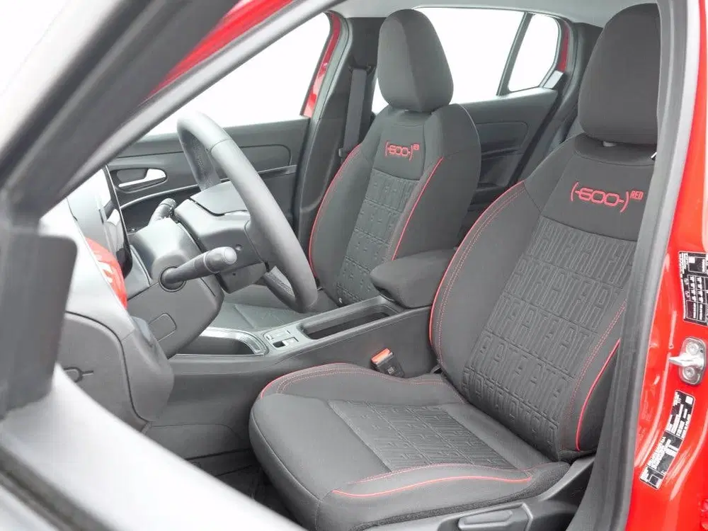 Fiat 600e RED 54 kWh uit 2025, foto 14