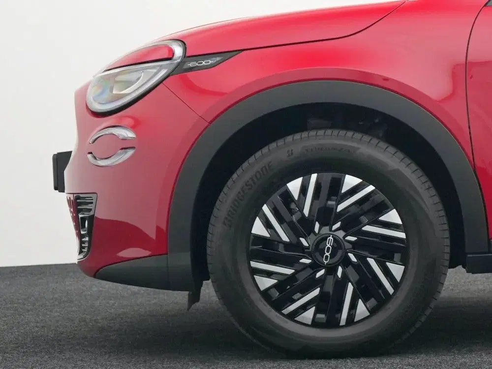 Fiat 600e RED 54 kWh uit 2025, foto 7