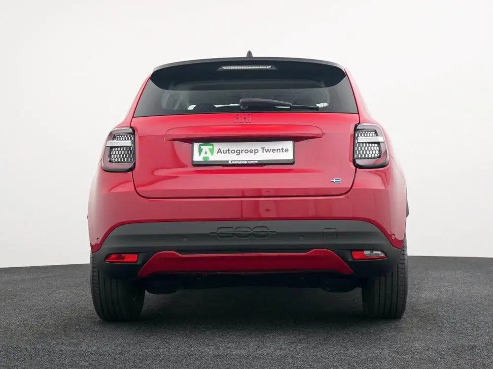 Fiat 600e RED 54 kWh uit 2025, foto 9