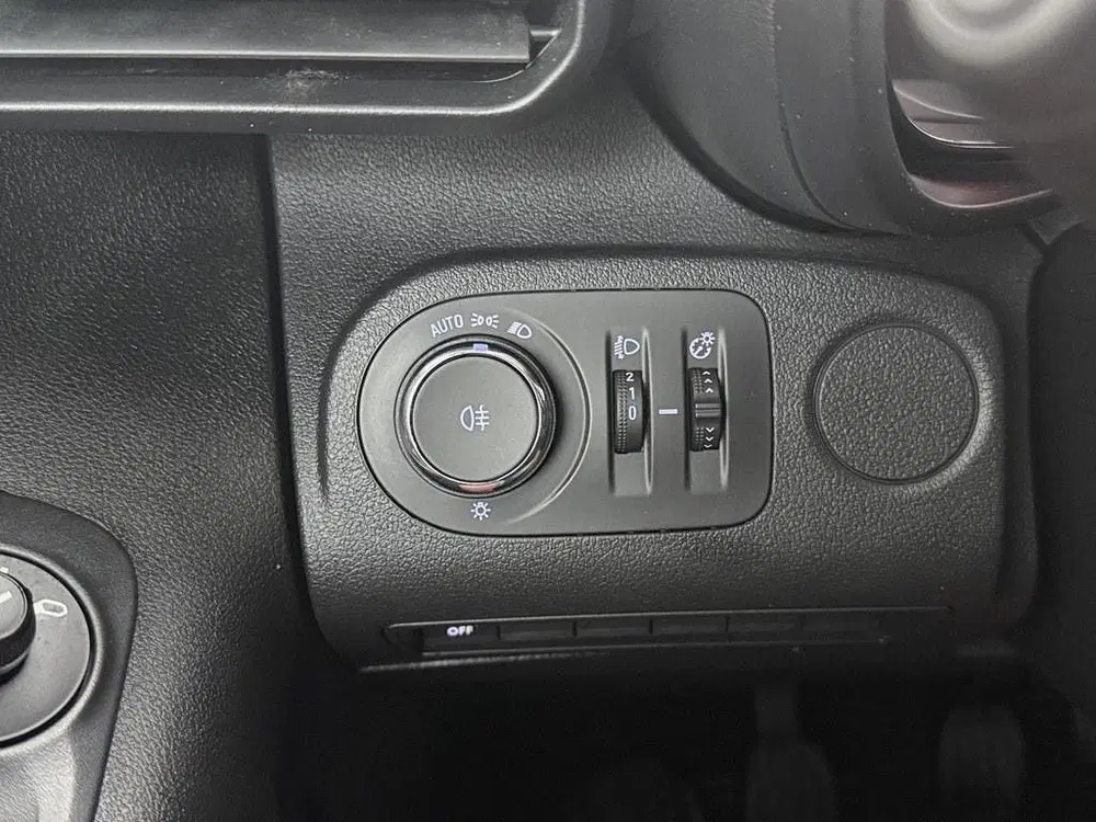 Opel Combo 1.6D 100pk L1H1 Edition Trekhaak uit 2020, foto 10