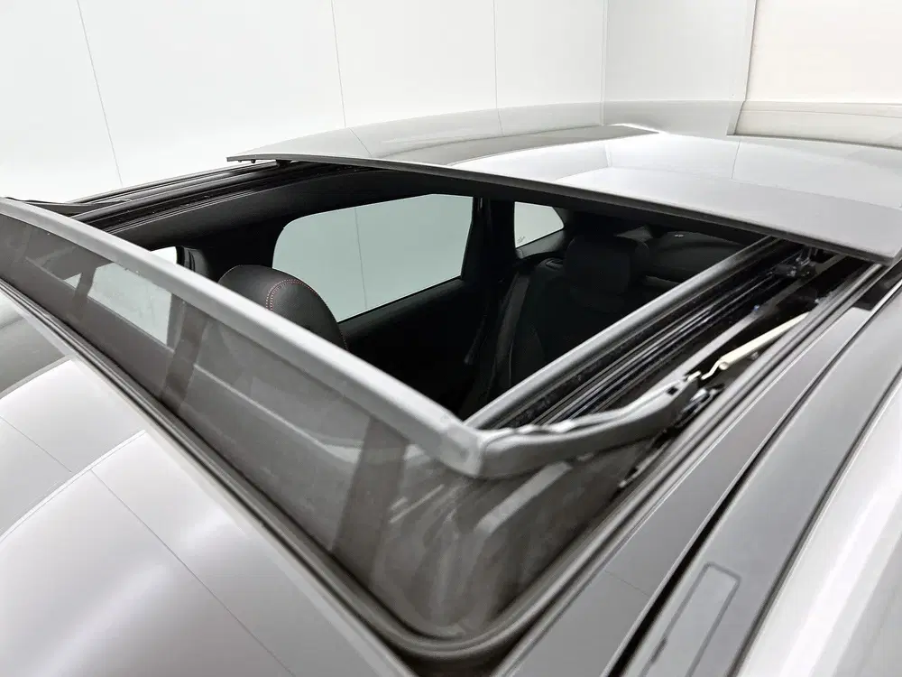 Mercedes-Benz B-Klasse 250 e Business Solution AMG uit 2025, foto 14