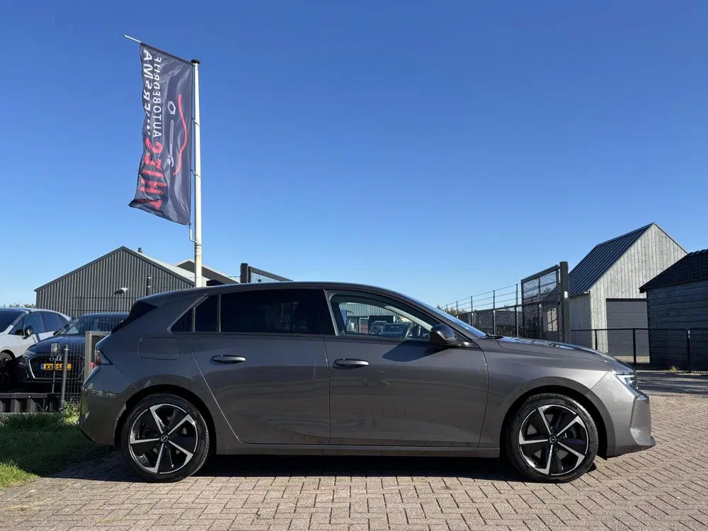 Opel Astra Hybrid Business Edition trekhaak camera st uit 2023, foto 2
