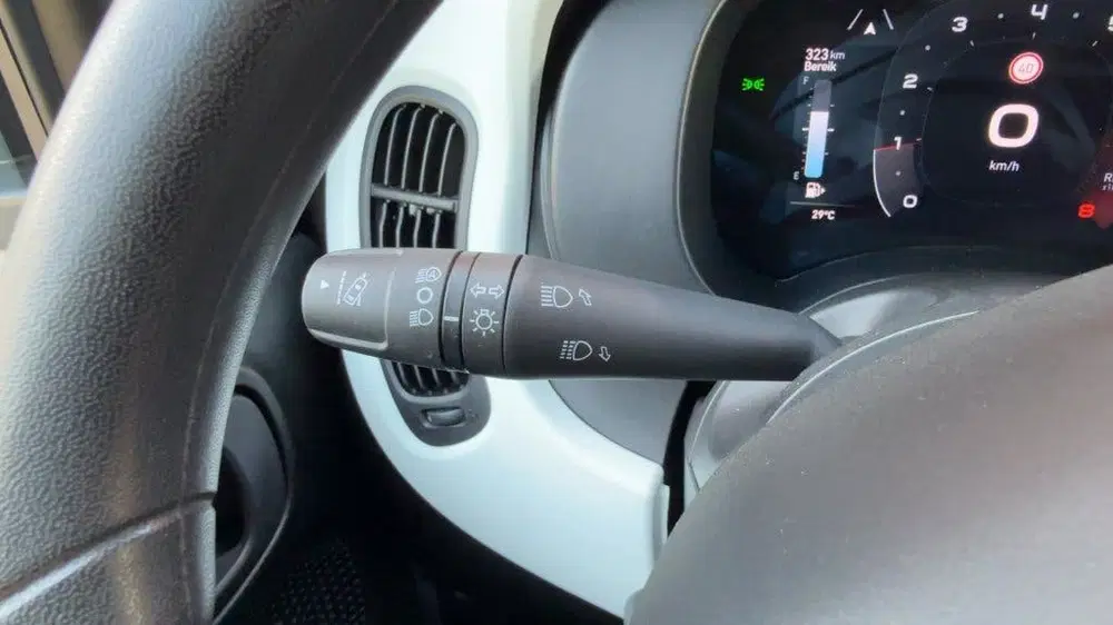Fiat Panda 1.0 Hybrid Pandina Cross Hoge Zit Carplay uit 2025, foto 14