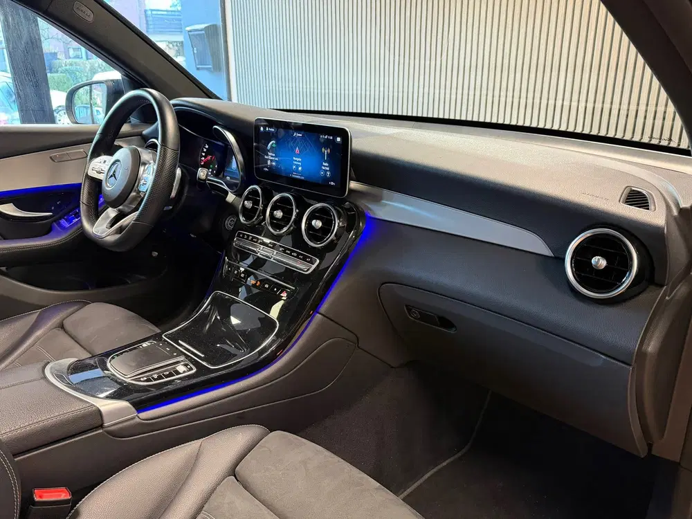 Mercedes-Benz GLC 200 4MATIC Premium Plus AUT PANORAM uit 2022, foto 11