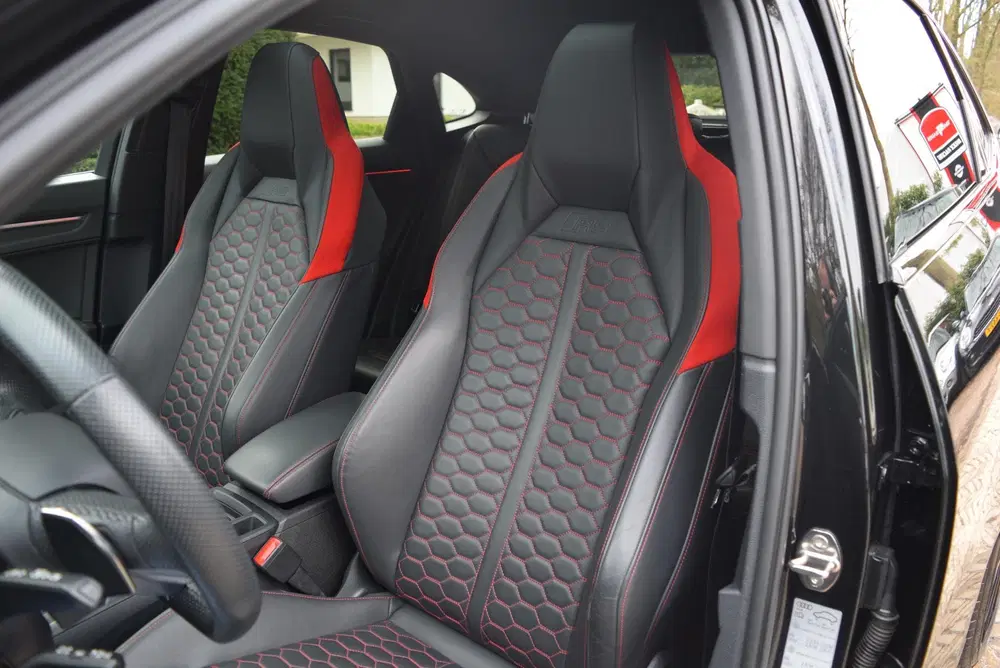 Audi RS Q3 Sportback uit 2022, foto 10
