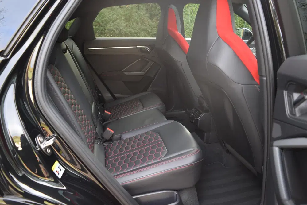 Audi RS Q3 Sportback uit 2022, foto 13