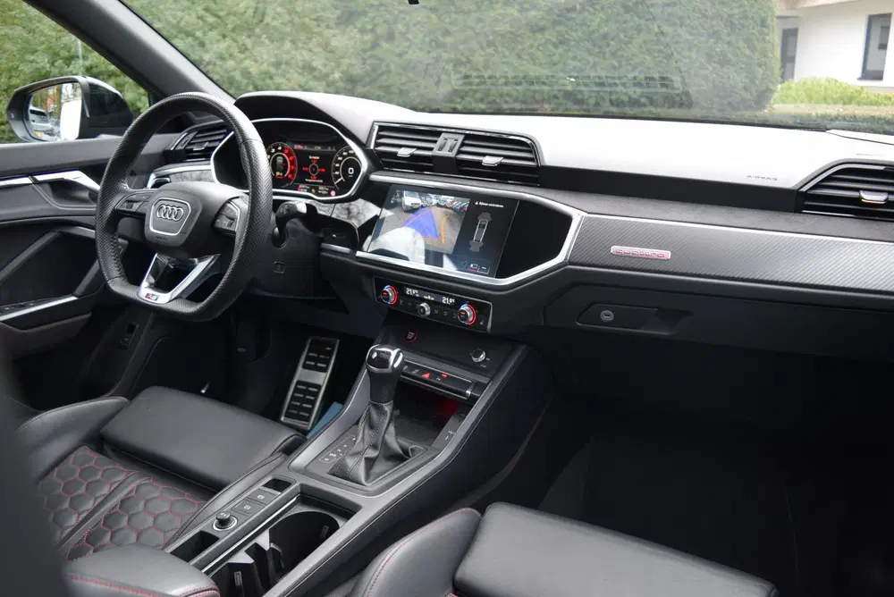 Audi RS Q3 Sportback uit 2022, foto 3