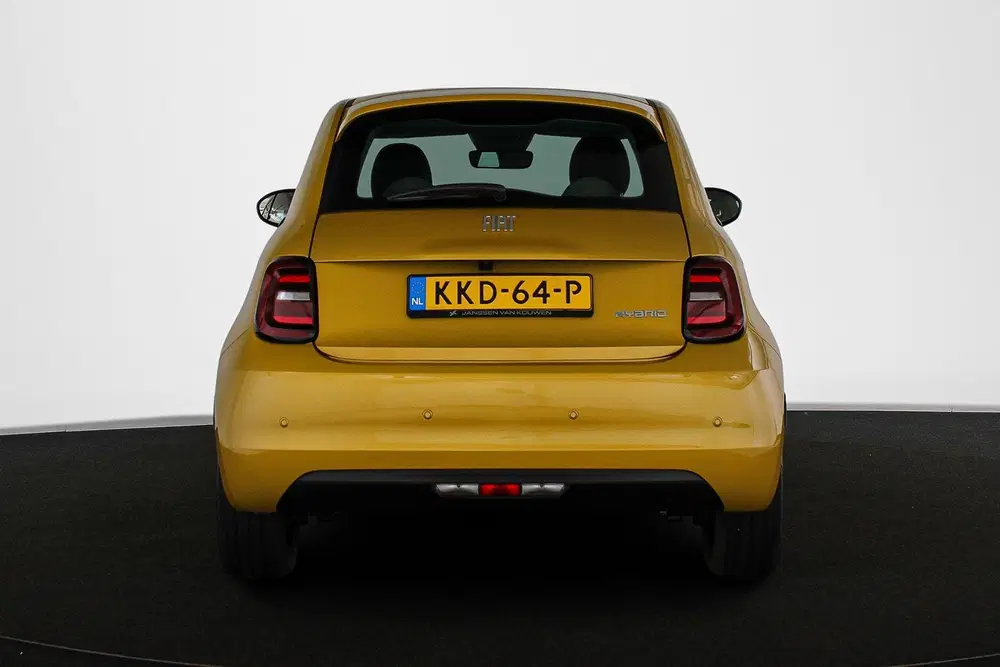 Fiat 500 1.0 Hybrid La Prima JBL Panoramadak Stoelv uit 2026, foto 15