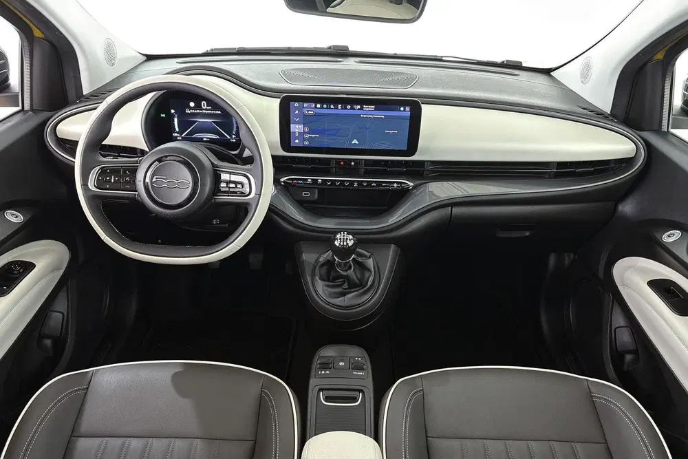 Fiat 500 1.0 Hybrid La Prima JBL Panoramadak Stoelv uit 2026, foto 7