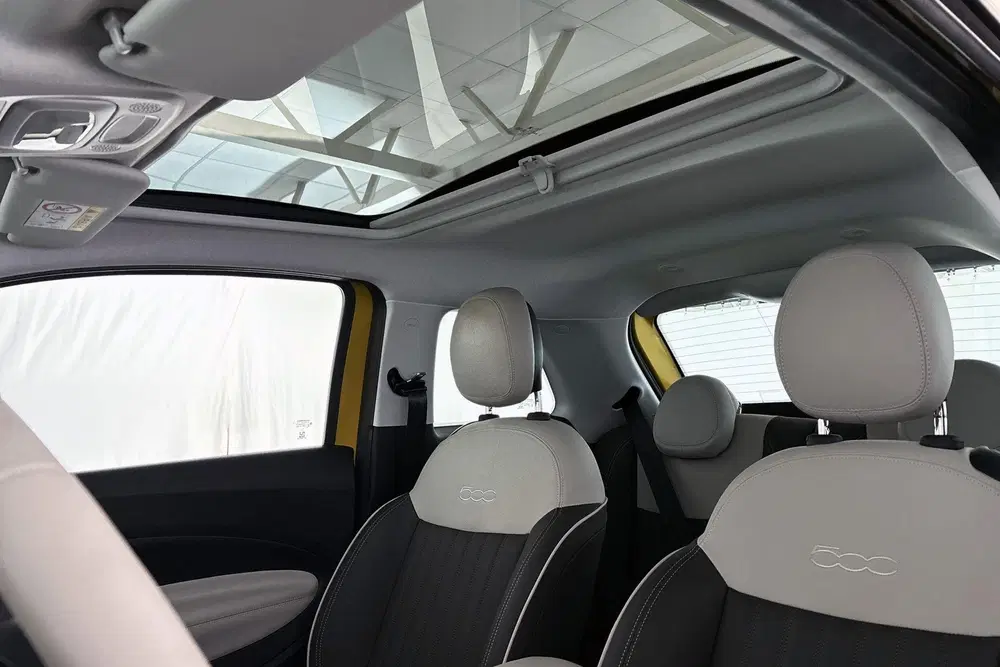 Fiat 500 1.0 Hybrid La Prima JBL Panoramadak Stoelv uit 2026, foto 8