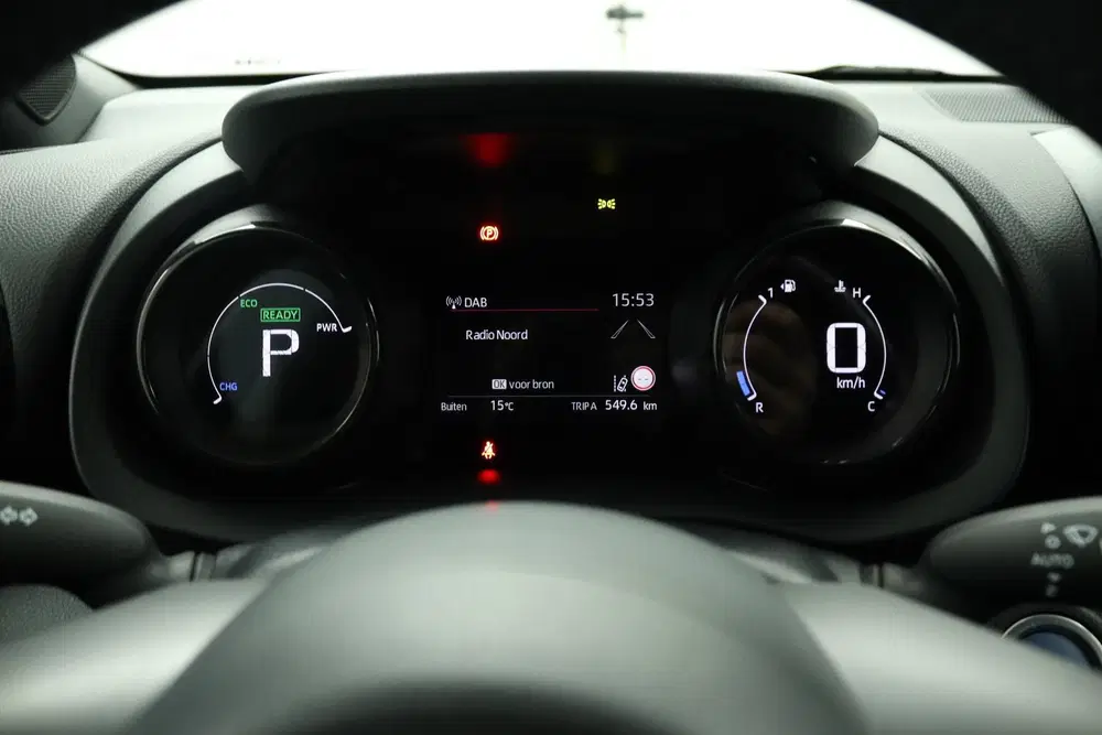 Toyota Yaris 1.5 Hybrid Executive uit 2022, foto 6