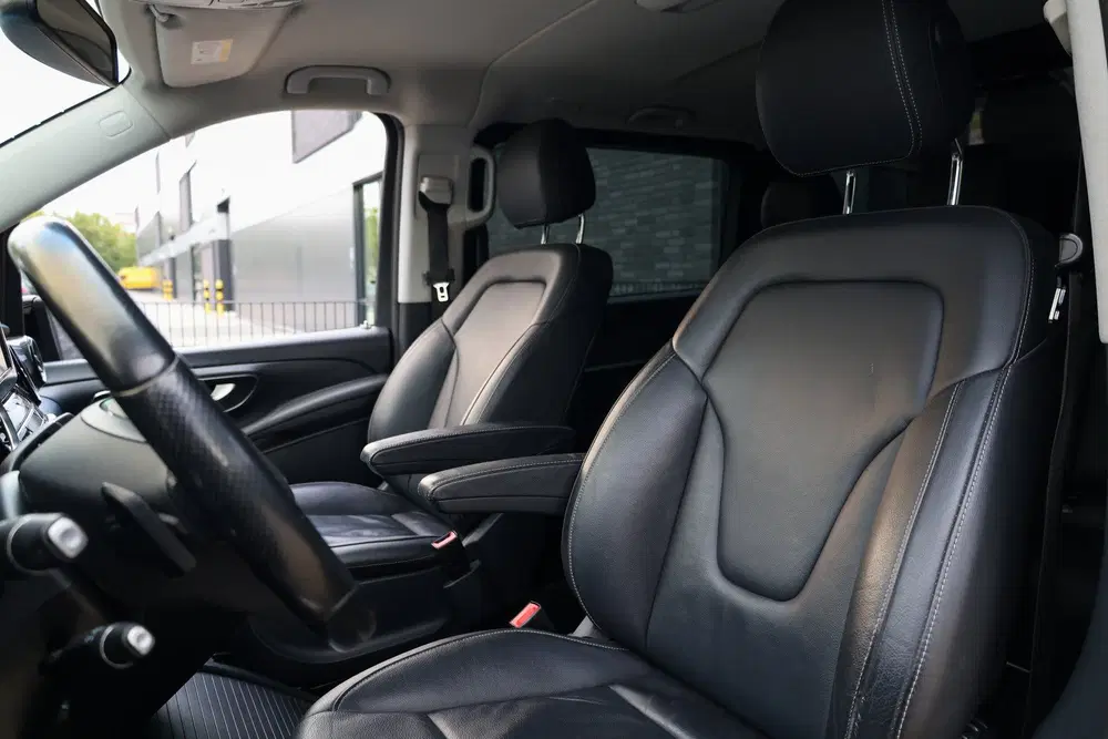 Mercedes-Benz V-Klasse 250d Extra Lang DC uit 2021, foto 5