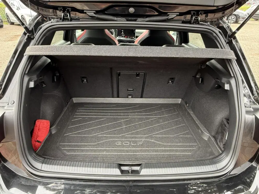 Volkswagen Golf 2.0 TSI GTI Leer pano nieuwstaat uit 2025, foto 15