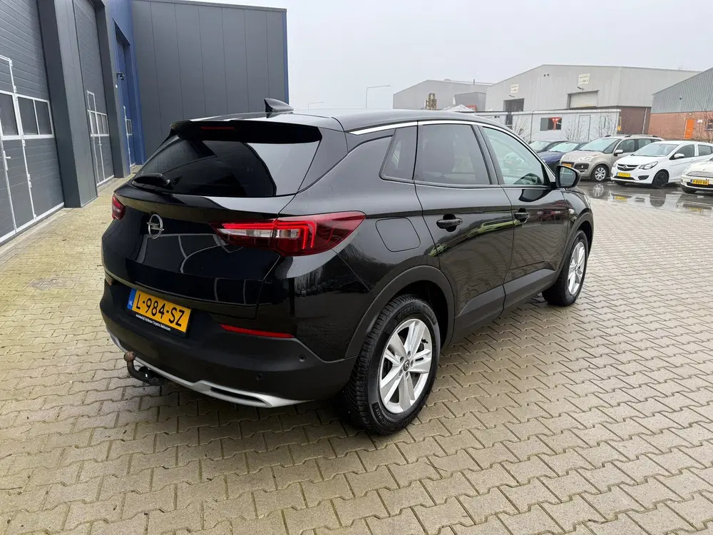 Opel Grandland Business Elegance uit 2021, foto 4