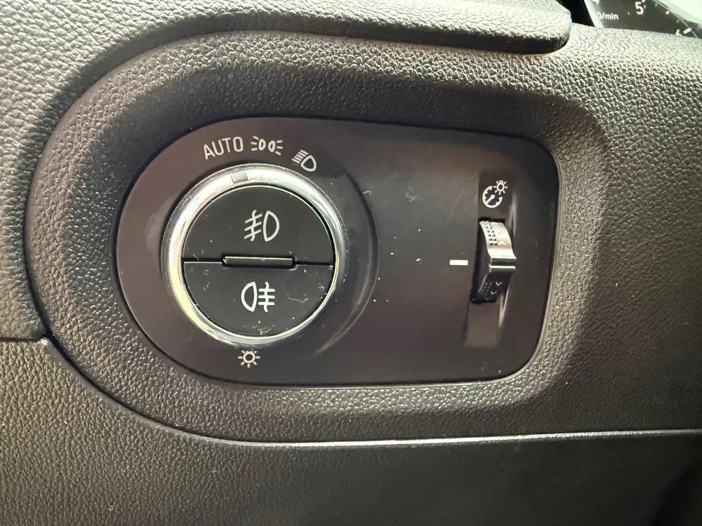 Opel Grandland Business Elegance uit 2021, foto 9