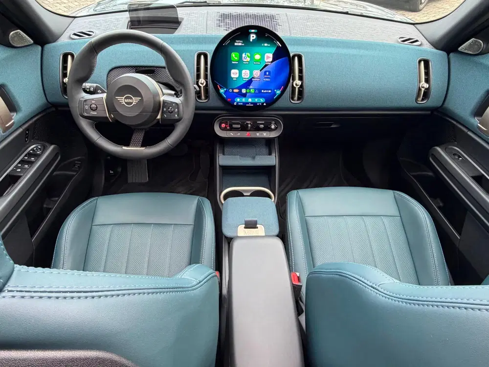 Mini Countryman SE ALL4 Favoured XL 66.5 kWh uit 2024, foto 3
