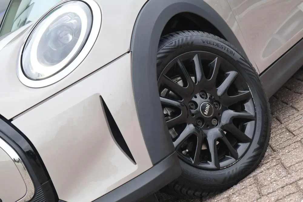 Mini Cooper 1.5 136pk AUT Cooper Business Edition uit 2021, foto 14