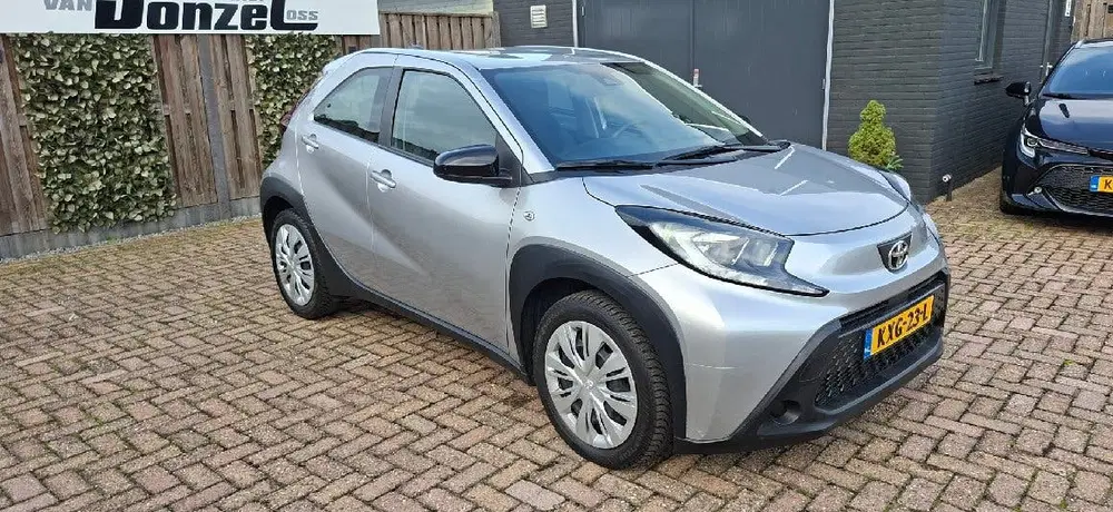 Toyota Aygo X 1.0 VVT-i S-CVT Play + AUTOMAAT Appel-carp uit 2024
