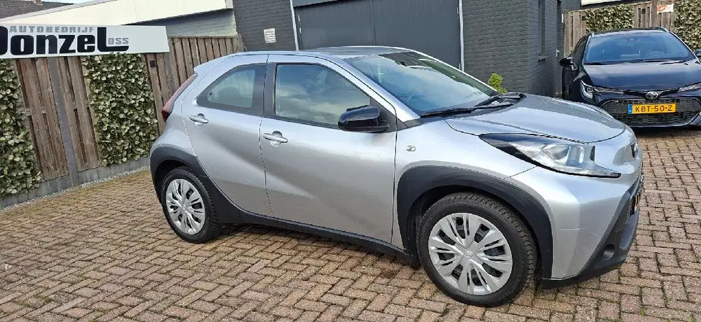 Toyota Aygo X 1.0 VVT-i S-CVT Play + AUTOMAAT Appel-carp uit 2024, foto 5