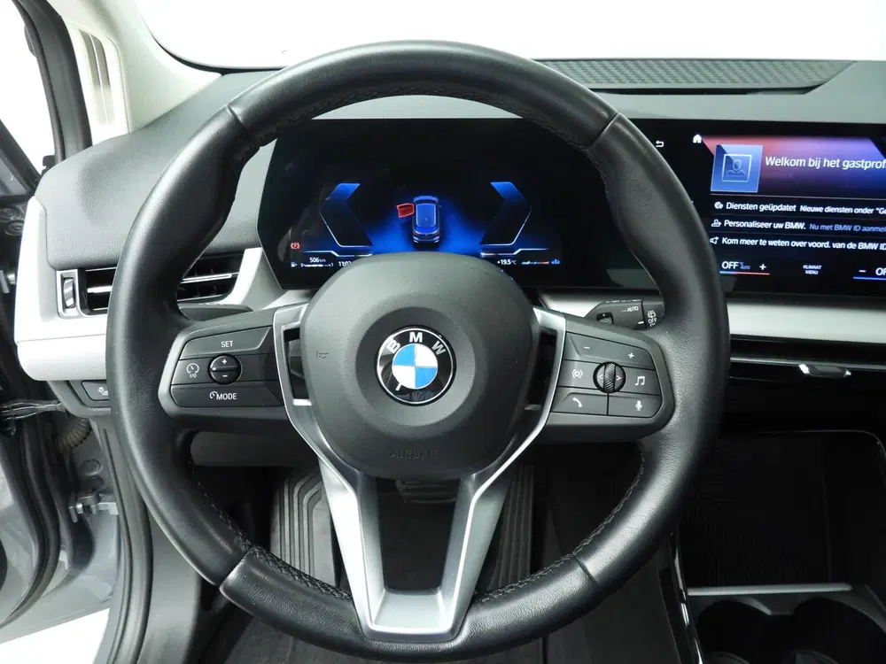 BMW 2-serie Active Tourer 218i uit 2022, foto 11