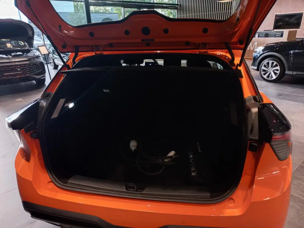 MG MG4 Comfort Long Range 64 kWh uit 2023, foto 10
