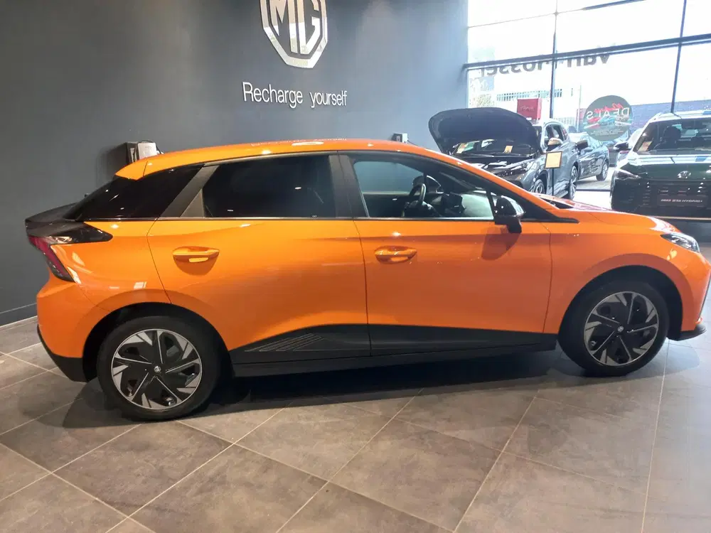 MG MG4 Comfort Long Range 64 kWh uit 2023, foto 3