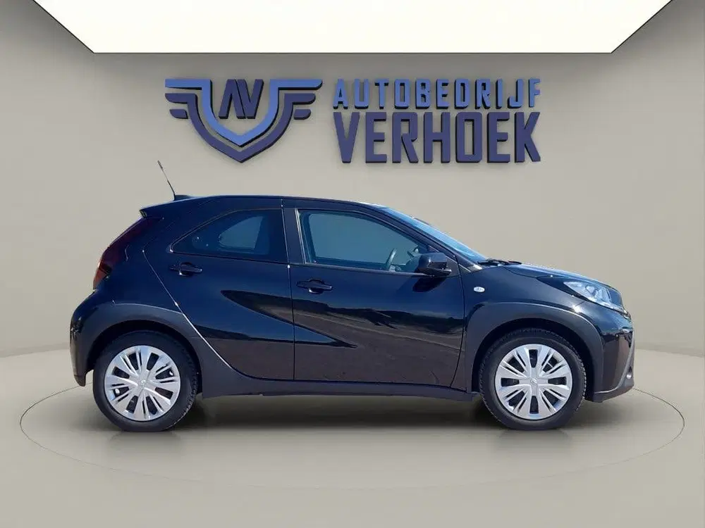 Toyota Aygo X 1.0 VVT-i MT Play NL Auto uit 2023, foto 10