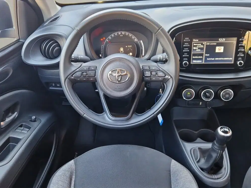 Toyota Aygo X 1.0 VVT-i MT Play NL Auto uit 2023, foto 11
