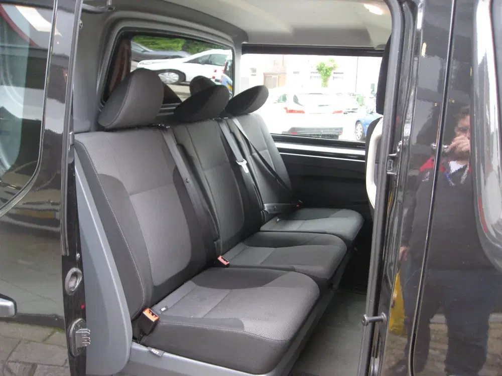 Renault Trafic 2.0 dCi 120 T29 L2H1 DC Work Edition Dubbe uit 2020, foto 5