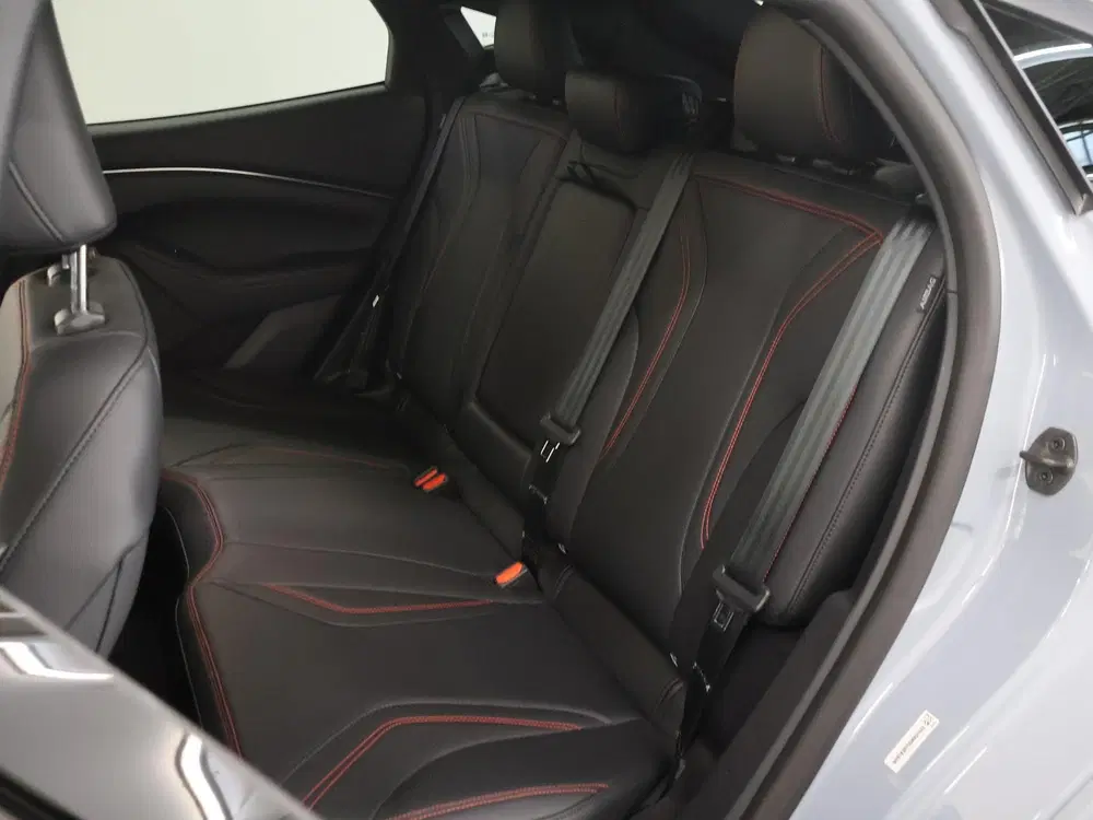 Ford Mustang Mach-E Extended Premium RWD 88 kWh uit 2025, foto 11