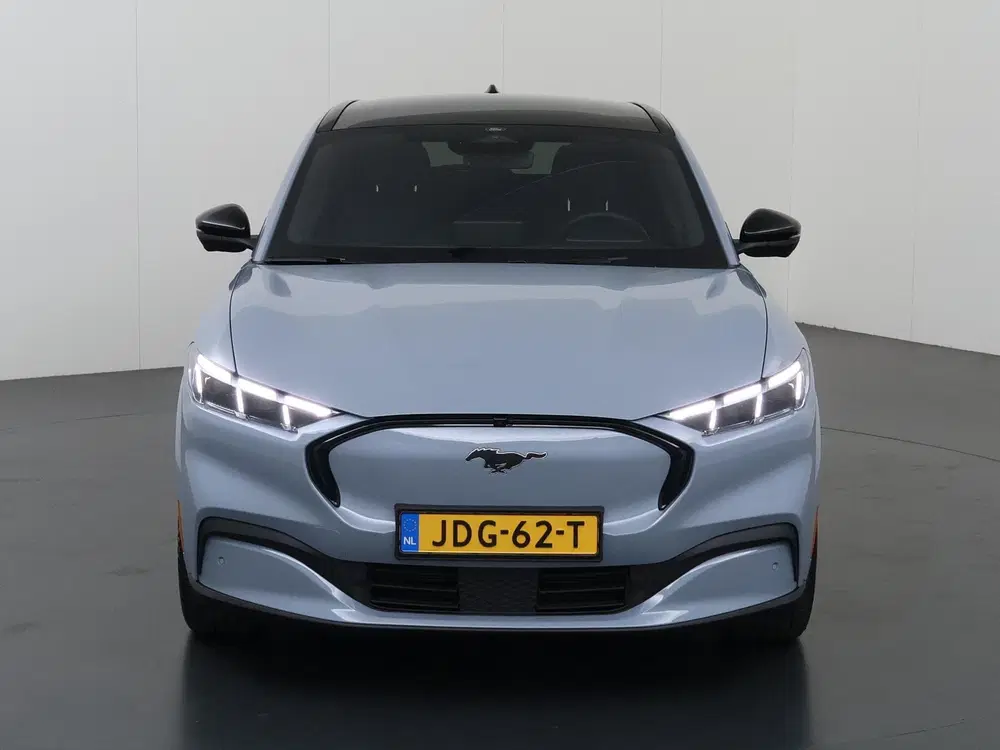Ford Mustang Mach-E Extended Premium RWD 88 kWh uit 2025, foto 3