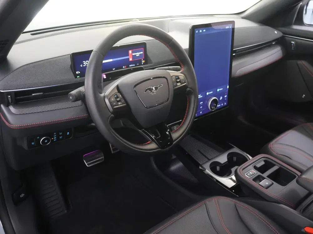 Ford Mustang Mach-E Extended Premium RWD 88 kWh uit 2025, foto 7