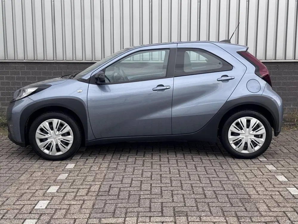 Toyota Aygo X 1.0 VVT-i S-CVT Play 10 jaar garantie uit 2024, foto 2