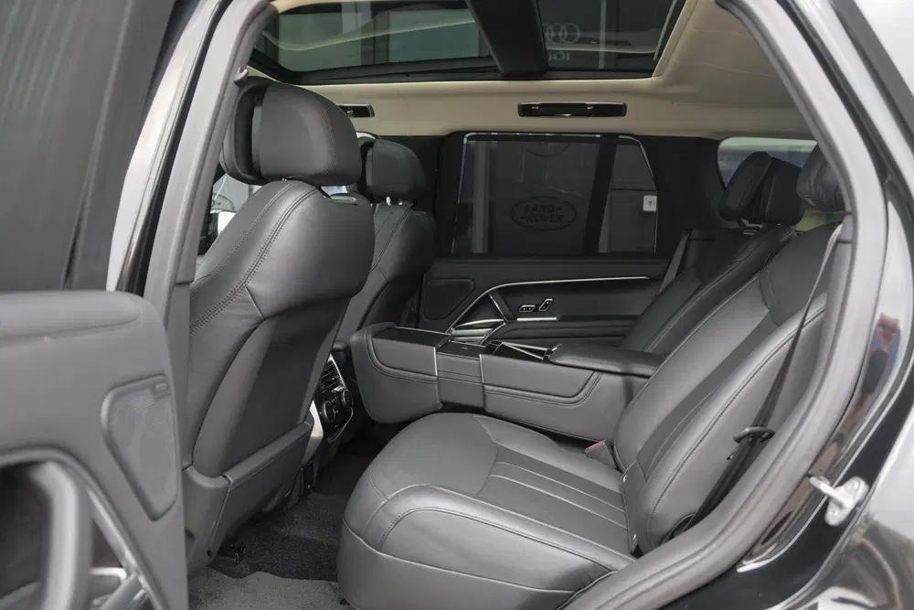 Land Rover Range Rover P510e 510pk First Edition Panoramadak uit 2023, foto 11